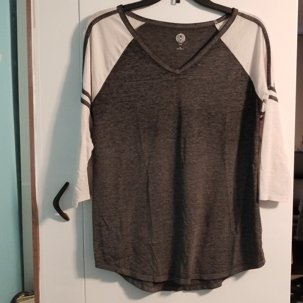 Baseball tee